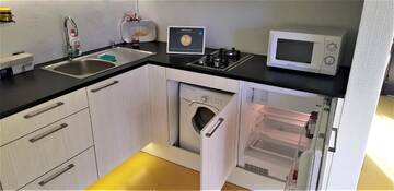 Фото номера Апартаменты с балконом Апарт-отели Guest House Bermuuda Apartments г. Пайде 32